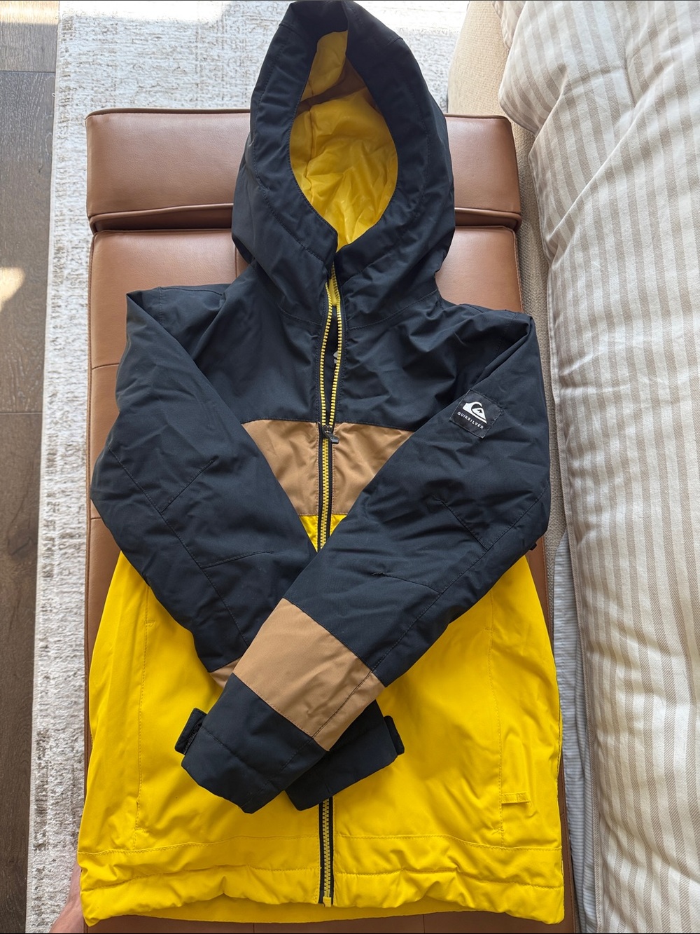 Quiksilver Black/Yellow/Tan Ski Jacket w/ Hood